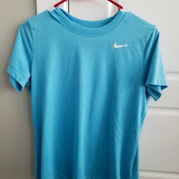 Nike Tops - Nike Dri Fit Tee Baby Blue Women's Size M "Like New"